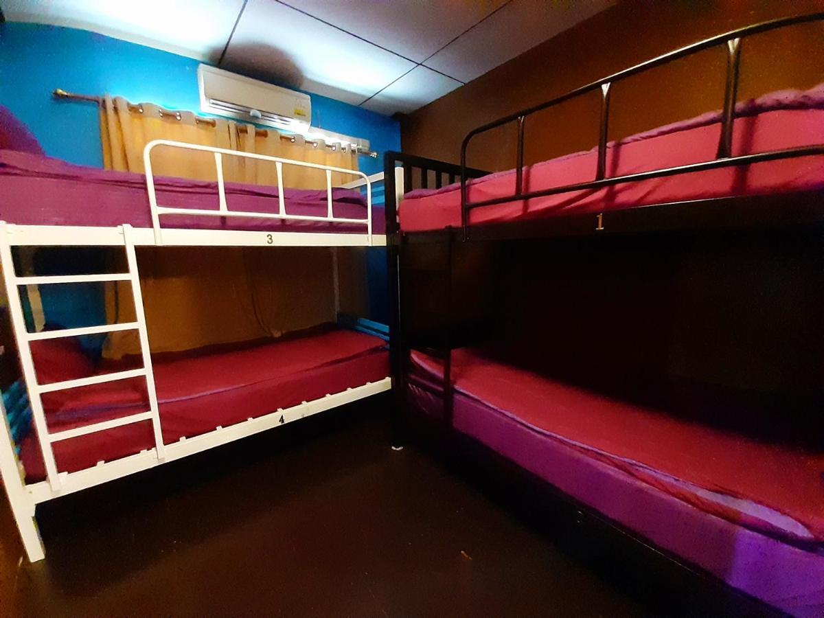Resting Place Hostel ムアンカオ エクステリア 写真